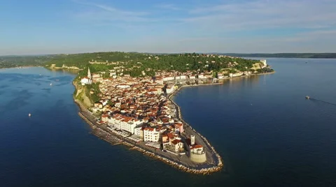 4K. Flight over old city Piran, aerial panoramic view. Slovenia. 動画素材 65807350
