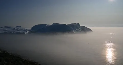 4K floating glaciers in the Gulf of Dicso Bay in western Greenland Video stock 148201074