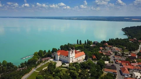 4K flying around semi circle of Benedictine Monastery of Tihany Stock Footage 90952858