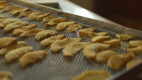 4k focus racking  dried apples Stock Footage 70995748