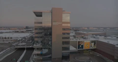 4K Forward Drone Shot of Hewlett Packard Enterprise Building At Mall Of America Video stock 257417552