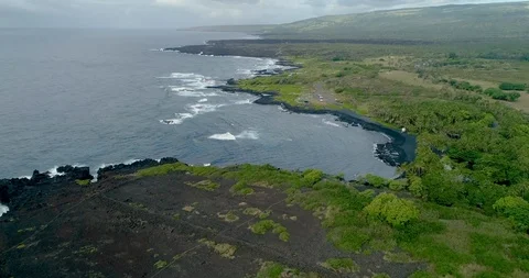 4k forward tracking aerial view of Punaluʻu Beach,Big Island,Hawaii,usa Video stock 120765808