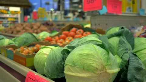 4K Fresh Cabbage Slider Shot Grocery Store Fruit Produce Stock Footage 307128224