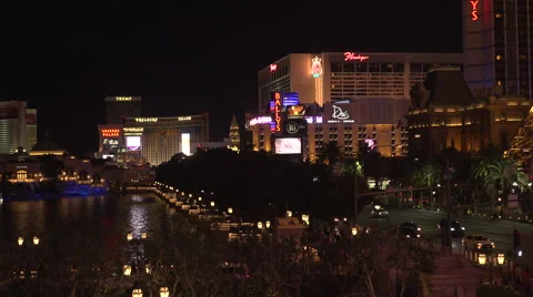 4K: Generic Las Vegas Strip Traffic &amp; Skyline Video stock 63108453