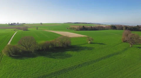 4K Gentle descent aerial shot in the countryside Stock Footage 63141353