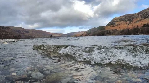 4K gentle wawes lapping Stock Footage 169544917