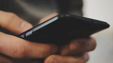 4k - hands typing on a smartphone Stock Footage 61251487