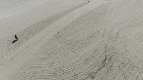 4K- HD Drone Flight Orbiting Over Beach in Toronto, Ontario Stock-Footage 142027121