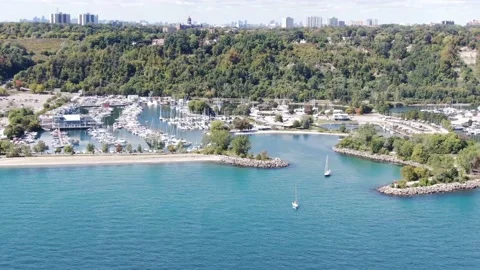 4K- HD Drone Flight Orbiting Over Marina in Toronto, Ontario Stock-Footage 142027142