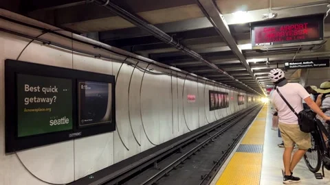 4K HD video BART train entering Embarcadero Station in Oakland, CA Stock Footage 252619892