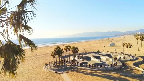 4k HDR Venice Beach skate park fly over Stock Footage