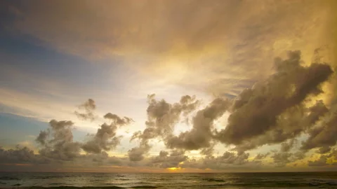 4K. High quality. Time lapse video. Scene of Colorful romantic sky sunset with M Vídeo Stock 142392237