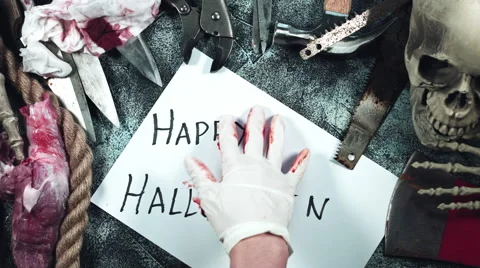 4k Horror Halloween Composition of a Hand Leaving Blood Print Vídeos de archivo 67643568