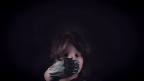 4K Horror Witch Hands Kidnapping a Child into Dark Vídeos de archivo 71485866