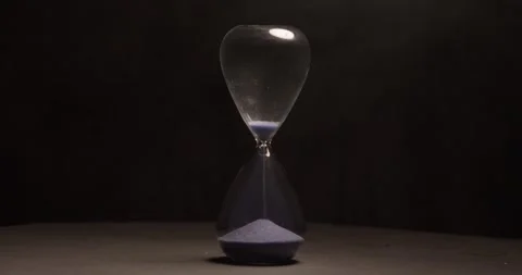 4k Hourglass illustrates Time Video stock 239190030