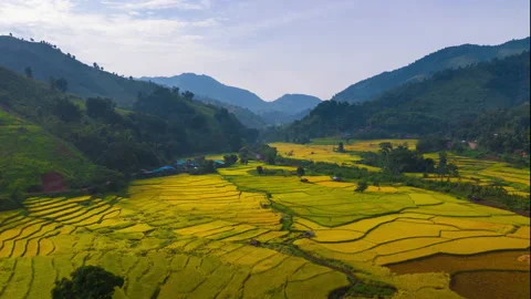 4K hyper lapse of rice terrace in Ban Wen village, Nan province, Thailand Vidéo 163358577