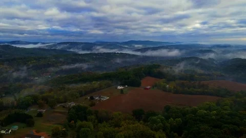 4k Hyperlapse of Fog Clearing in the Appalachian Mountains Stock Footage