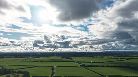 4K Hyperlapse of Green Fields and Dramatic Clouds 库存影片 333927967
