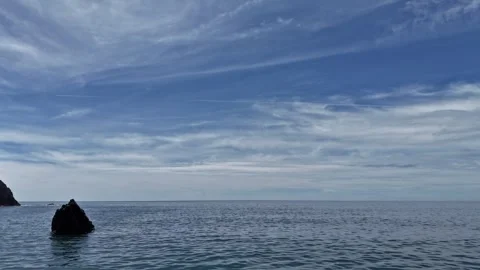 4K Hyperlapse Sea Stacks off Ballydwan Beach Waterford Ireland Stockbeeldmateriaal 337396138