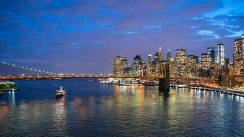 4k hyperlapse video of Manhattan skyline and Brooklyn Bridge Stock Footage 90400959
