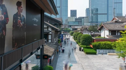 4k hyperlapse video of Taikoo Li shopping complex in Chengdu 스톡 동영상 117298504