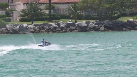 4k jet ski on the water Stock-Footage 81247086