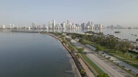 4K Key Biscayne Bridge &amp;amp; Crandon Beach in Miami 스톡 동영상 244322765