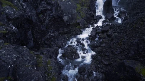4K Large Dramatic Waterfall in Norway, Pan and Tilt Up Right 스톡 동영상 81079024
