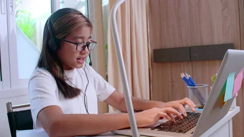 4K Learn from hone concept. Asian girl student learning virtual internet onli Stock Footage 156452705