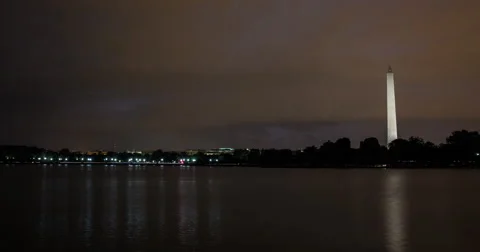 4K Lightning storm in Washington DC with the Washington Monument at night Stock Footage 65218049