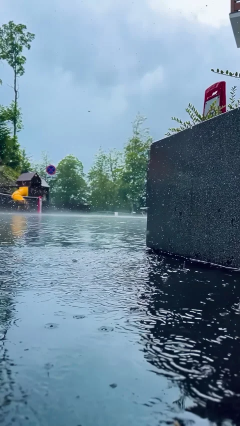 4k Loop Rain Drops Falling Alpha, Real Rain, High quality Stock Footage 253561636