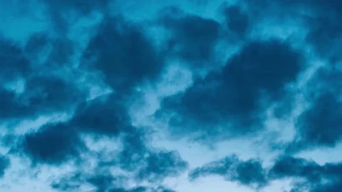 4K Loop of white clouds over sky time lapse Video stock 134319301