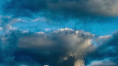 4K Loop of white clouds over sky time lapse Stock Footage 136411831
