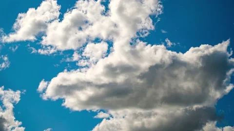 4K Loop of white clouds over sky time lapse 스톡 동영상 154122919