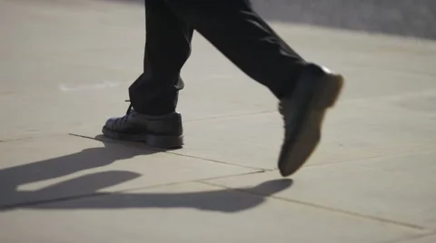 4K Low angle of commuters feet walking Video stock 64912054