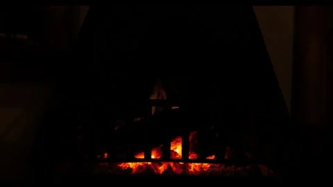 4K Low Burning Fire (RAW) 스톡 동영상 288435559