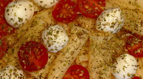 4k – Macaroni tubes with mozzarella, cherry tomatoes and spices on plate Stock Footage 56065021
