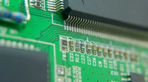 4K Macro: Dolly View over Circuit Board Vidéo 49777629
