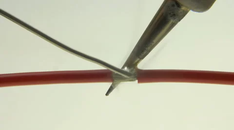 4K Macro: Soldering Two Wires 库存影片 49737293