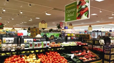 4K Market grocery store, fresh salad vegetables Stock Footage
