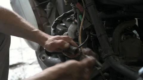4K mechanic Video stock 90801666