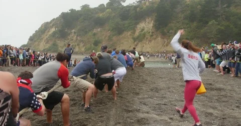 4K MEN TUG-O-WAR Stock Footage 74930955