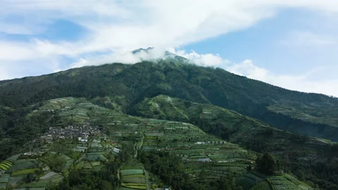 4K mountain aerial view 動画素材 196403068
