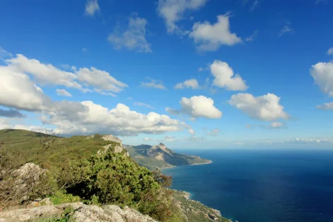 4K. Movement of the clouds on the mountain Stock Footage 32292794