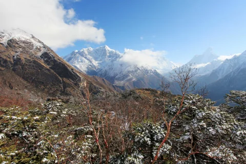 4K. Movement of the clouds on the mountains Everest, Himalayas, Nepal.  Stock Footage 37344574