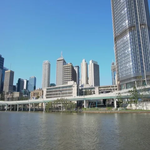 4k moving shot of Brisbane CBD in daytime Stock Footage 69710257