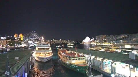 4k moving shot of Circular Quay in Sydney CBD at night Stock Footage 67370168