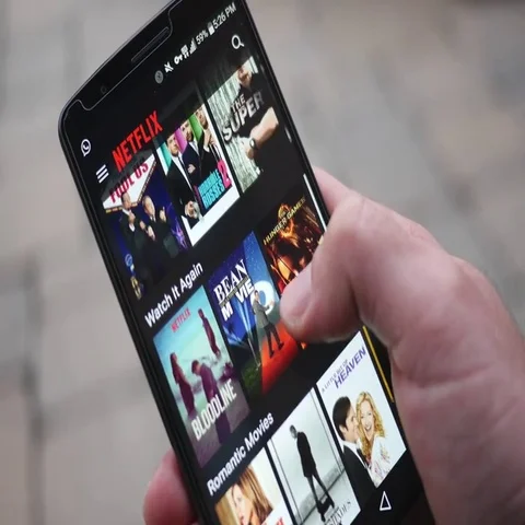 4K Netflix Scrowling To Find A Movie To Stock Video Pond5