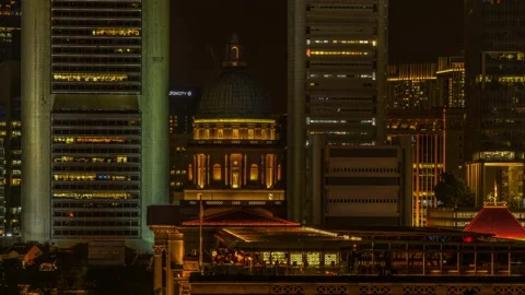 4K Night Bar Panning Timelapse : Singapore Old Supreme Court &amp; City Hall Stock Footage 149763045