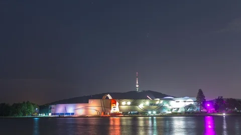 4K night Time lapse with Questacon - National Science and Technology Centre Vídeo Stock 108868021